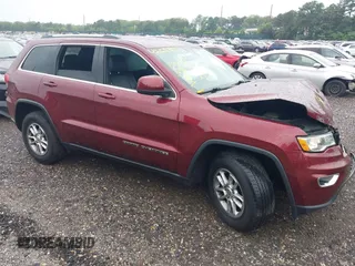 2018 Jeep Grand Cherokee Altitude z VIN 1C4RJFAG2JC469206, wystawiony jako IAAI lot #42553003 z przebiegiem 138 596 mil mil oraz . Historia ofert i sprzedaży dostępna na DreamBid. Obrazek 1.