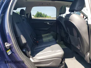 2022 Audi Q7 Premium z VIN WA1AXBF77ND010082, wystawiony jako Copart lot #61583385 z przebiegiem 14 421 mil mil oraz Szkoda całkowita • Salvage title. Historia ofert i sprzedaży dostępna na DreamBid. Obrazek 11.