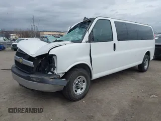 2016 Chevrolet Express Passenger LT with VIN 1GAZGPFG2G1202352, listed as a IAAI auction lot 41699012 with Not provided miles and . Bid and sale history available at DreamBid. Image 2.