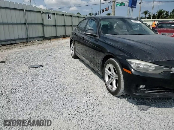 2012 BMW 3 Series 328i z VIN WBA3A5C55CF343660, wystawiony jako Copart lot #56417055 z przebiegiem 149 446 mil mil oraz Szkoda całkowita • Salvage title. Historia ofert i sprzedaży dostępna na DreamBid. Obrazek 13.