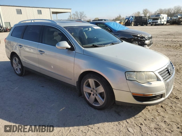 2009 Volkswagen Passat z VIN WVWXK73C99E046868, wystawiony jako Copart lot #79549784 z przebiegiem 167 784 mil mil oraz Szkoda całkowita • Salvage title. Historia ofert i sprzedaży dostępna na DreamBid. Obrazek 4.