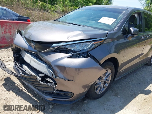 2021 Toyota Sienna LE with VIN 5TDKSKFC4MS004345, listed as a IAAI auction lot 42145140 with 103,544 mi miles and . Bid and sale history available at DreamBid. Image 18.