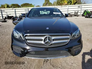 2017 Mercedes-Benz E-Class E 300 Luxury with VIN WDDZF4JB4HA192886, listed as a Copart auction lot 41983083 with 43,815 mi miles. Bid and sale history available at carsss.com. Image 5.