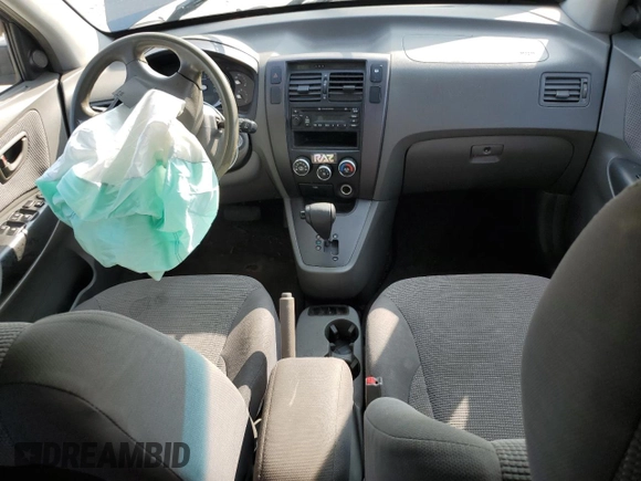 2008 Hyundai Tucson GLS with VIN KM8JM12B18U735678, listed as a Copart auction lot 70965384 with 182,834 mi miles and Salvage Title. Bid and sale history available at carsss.com. Image 8.
