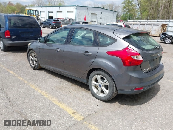 2014 Ford Focus SE with VIN 1FADP3K2XEL326882, listed as a IAAI auction lot 42183188 with 101,450 mi miles and . Bid and sale history available at carsss.com. Image 3.