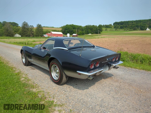 1968 Chevrolet Corvette z VIN 194678S400179, wystawiony jako Copart lot #59694455 z przebiegiem 23 679 mil mil oraz Czysty tytuł • Clean title. Historia ofert i sprzedaży dostępna na DreamBid. Obrazek 3.
