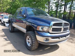 2004 Dodge 1500 SLT with VIN 1D7HU18D44S547034, listed as a IAAI auction lot 42225828 with 176,722 mi miles. Bid and sale history available at carsss.com. Image 1.