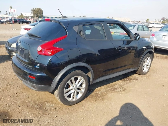 2012 Nissan Juke SL with VIN JN8AF5MR2CT108720, listed as a IAAI auction lot 41425382 with 79,112 mi miles. Bid and sale history available at carsss.com. Image 4.