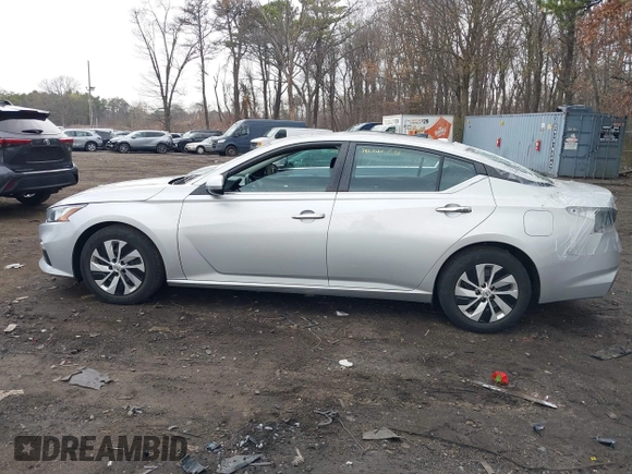 2020 Nissan Altima 2.5 S with VIN 1N4BL4BV6LC247547, listed as a IAAI auction lot 41989098 with 43,879 mi miles. Bid and sale history available at carsss.com. Image 14.