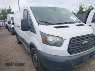 2016 Ford Transit Cargo with VIN 1FTYE1ZM6GKB31092, listed as a IAAI auction lot 41882428 with 261,937 mi miles. Bid and sale history available at carsss.com. Image 1.