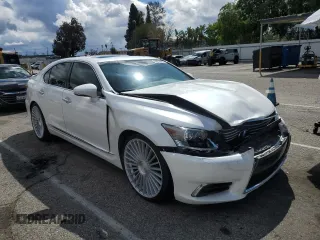 2017 Lexus LS with VIN JTHBL5EF7H5146810, listed as a Copart auction lot 49253905 with 71,518 mi miles and Salvage Title. Bid and sale history available at carsss.com. Image 4.