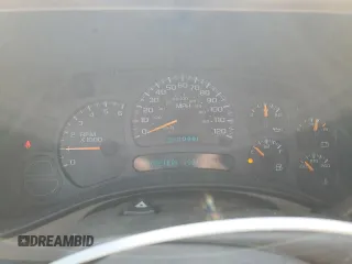 2003 Chevrolet Suburban LT z VIN 1GNFK16Z03J136568, wystawiony jako Copart lot #58580575 z przebiegiem 199 188 mil mil oraz Czysty tytuł • Clean title. Historia ofert i sprzedaży dostępna na DreamBid. Obrazek 9.