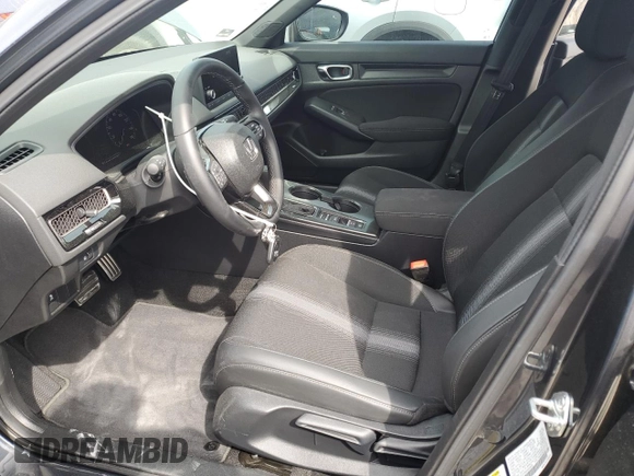 2025 Honda Civic Sport z VIN 2HGFE2F58SH504628, wystawiony jako Copart lot #49926395 z przebiegiem 4 760 mil mil oraz Czysty tytuł • Clean title. Historia ofert i sprzedaży dostępna na DreamBid. Obrazek 7.
