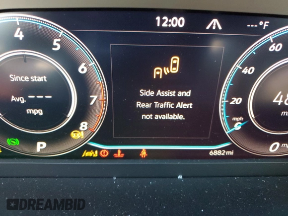 2023 Volkswagen Arteon SEL Premium R-Line z VIN WVWTR7AN5PE015502, wystawiony jako Copart lot #82045674 z przebiegiem 6 882 mil mil oraz Szkoda całkowita • Salvage title. Historia ofert i sprzedaży dostępna na DreamBid. Obrazek 9.