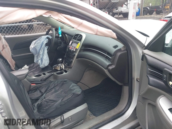 2014 Chevrolet Malibu LS with VIN 1G11A5SL8EF116680, listed as a IAAI auction lot 42190664 with 194,111 mi miles and . Bid and sale history available at DreamBid. Image 5.
