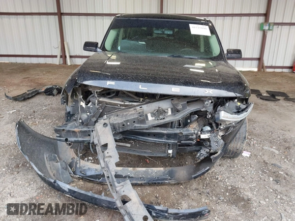 2018 Ford Flex Limited with VIN 2FMGK5D87JBA02782, listed as a IAAI auction lot 41725090 with 138,479 mi miles. Bid and sale history available at carsss.com. Image 12.