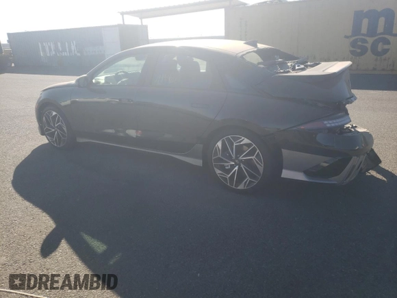 2023 Hyundai Ioniq 6 SEL z VIN KMHM34AA7PA032189, wystawiony jako Copart lot #71499803 z przebiegiem 2848 mil mil oraz . Historia ofert i sprzedaży dostępna na DreamBid. Obrazek 2.