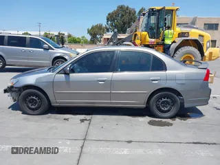 2005 Honda Civic LX z VIN JHMES16565S000247, wystawiony jako IAAI lot #42474404 z przebiegiem 214 028 mil mil oraz . Historia ofert i sprzedaży dostępna na DreamBid. Obrazek 14.