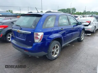 2007 Chevrolet Equinox LS с VIN 2CNDL23F876066345, выставлен на аукционе IAAI как лот 42522202 с пробегом 255 866 миль миль и . История ставок и продаж доступна на DreamBid. Изображение 4.