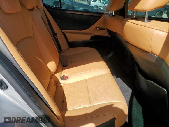 2022 Lexus ES 350 z VIN 58ADZ1B14NU126529, wystawiony jako Copart lot #52845625 z przebiegiem 59 445 mil mil oraz Szkody całkowita. Historia ofert i sprzedaży dostępna na DreamBid. Obrazek 10.