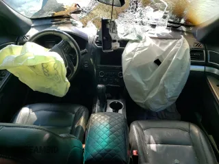 2017 Ford Explorer XLT z VIN 1FM5K8D86HGA19634, wystawiony jako Copart lot #53196185 z przebiegiem Nie podano mil oraz Szkoda całkowita • Salvage title. Historia ofert i sprzedaży dostępna na DreamBid. Obrazek 8.