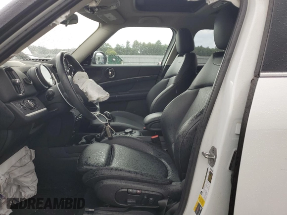 2018 MINI Countryman Cooper S E with VIN WMZYU7C4XJ3E56699, listed as a Copart auction lot 68438574 with 26,120 mi miles and Salvage Title. Bid and sale history available at carsss.com. Image 7.