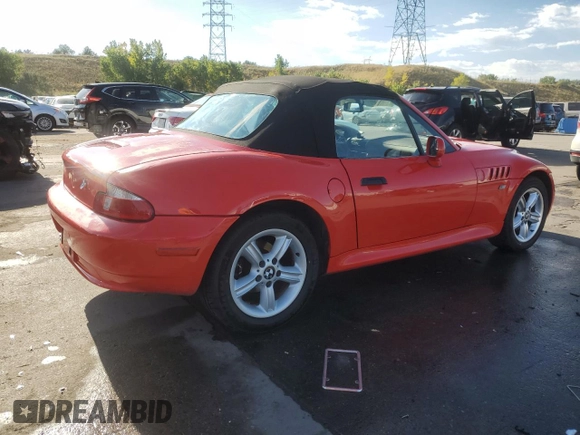 2002 BMW Z3 2.5i with VIN 4USCN33402LM06922, listed as a Copart auction lot 73521204 with 131,823 mi miles and Clean Title. Bid and sale history available at carsss.com. Image 3.