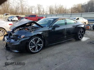 2023 Audi e-tron GT Premium Plus z VIN WAUCJBFW8P7005334, wystawiony jako Copart lot #41005574 z przebiegiem 10 093 mil mil oraz . Historia ofert i sprzedaży dostępna na DreamBid. Obrazek 1.