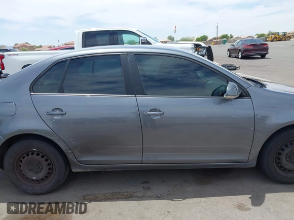 2006 Volkswagen Jetta Value Edition with VIN 3VWPF71K56M636972, listed as a IAAI auction lot 42347663 with 332,152 mi miles and . Bid and sale history available at DreamBid. Image 13.