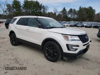 2017 Ford Explorer XLT with VIN 1FM5K8D80HGD47597, listed as a Copart auction lot 50251725 with 132,676 mi miles and Salvage Title. Bid and sale history available at DreamBid. Image 4.