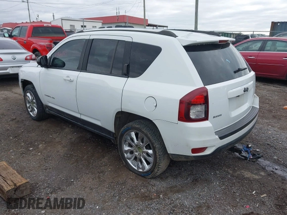 2015 Jeep Compass Sport with VIN 1C4NJCBA9FD170613, listed as a IAAI auction lot 41806843 with 187,676 mi miles. Bid and sale history available at carsss.com. Image 3.