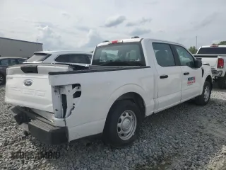 2021 Ford F-150 XL with VIN 1FTEW1CB8MKE68771, listed as a Copart auction lot 54613785 with 68,622 mi miles and Salvage Title. Bid and sale history available at carsss.com. Image 3.