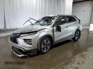 2024 Mitsubishi Eclipse Cross SE z VIN JA4ATWAA7RZ069275, wystawiony jako Copart lot #65615675 z przebiegiem Nie podano mil oraz Szkoda całkowita • Salvage title. Historia ofert i sprzedaży dostępna na DreamBid. Obrazek 1.