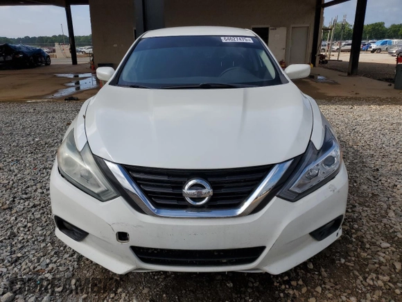 2017 Nissan Altima SV with VIN 1N4AL3AP4HC281471, listed as a Copart auction lot 64627475 with 153,933 mi miles and Clean title. Bid and sale history available at DreamBid. Image 5.
