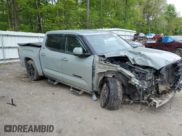 2022 Toyota Tundra SR5 with VIN 5TFLA5DB2NX016055, listed as a Copart auction lot 57480155 with 42,939 mi miles and Salvage title. Bid and sale history available at DreamBid. Image 4.