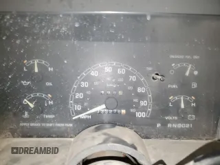 1993 GMC Safari z VIN 1GKDM15W6PB504662, wystawiony jako Copart lot #72306913 z przebiegiem 333 276 mil mil oraz Tytuł czysty. Historia ofert i sprzedaży dostępna na DreamBid. Obrazek 9.