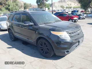 2013 Ford Explorer XLT z VIN 1FM5K8D85DGB84083, wystawiony jako IAAI lot #42406515 z przebiegiem 150 563 mil mil oraz . Historia ofert i sprzedaży dostępna na DreamBid. Obrazek 1.