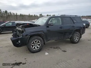 2019 Toyota 4Runner SR5 with VIN JTEBU5JR8K5681713, listed as a Copart auction lot 47647265 with 69,364 mi miles and Salvage Title. Bid and sale history available at carsss.com. Image 1.