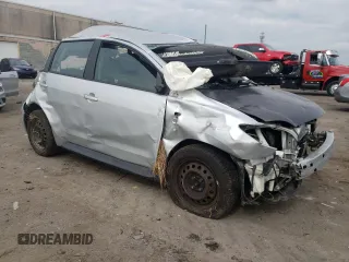 2005 Scion xA z VIN JTKKT604950102516, wystawiony jako Copart lot #57107934 z przebiegiem Nie podano mil oraz Tytuł czysty. Historia ofert i sprzedaży dostępna na DreamBid. Obrazek 4.