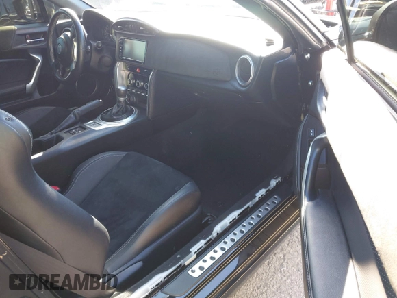 2018 Toyota 86 GT with VIN JF1ZNAE15J8700301, listed as a IAAI auction lot 41646899 with 74,587 mi miles. Bid and sale history available at carsss.com. Image 5.