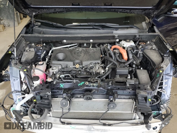 2021 Toyota RAV4 Hybrid XSE with VIN 2T3E6RFV7MW009954, listed as a Copart auction lot 54954425 with 61,397 mi miles and Salvage title. Bid and sale history available at DreamBid. Image 12.