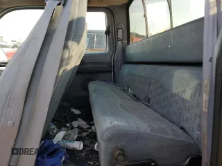 1999 Ford F-250 XL with VIN 1FTNX20F6XEF06608, listed as a Copart auction lot 45563185 with 260,145 mi miles and Salvage title. Bid and sale history available at DreamBid. Image 10.