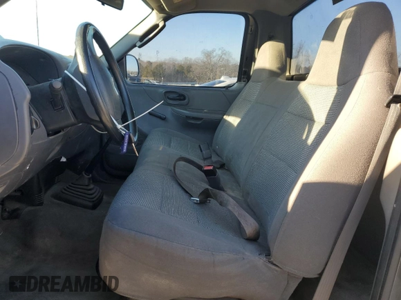 2003 Ford F-150 XL с VIN 2FTRF17203CB05248, выставлен на аукционе Copart как лот 42873135 с пробегом Не указан миль и Чистый • Clean title. История ставок и продаж доступна на DreamBid. Изображение 7.