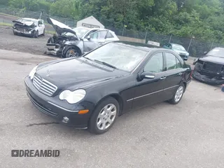 2005 Mercedes-Benz C 240 с VIN WDBRF81J45F616976, выставлен на аукционе IAAI как лот 42686385 с пробегом 49 390 миль миль и . История ставок и продаж доступна на DreamBid. Изображение 2.