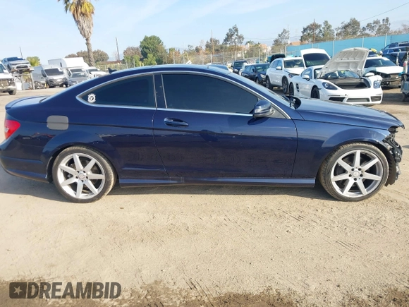 2013 Mercedes-Benz C 350 with VIN WDDGJ5HB8DG042269, listed as a IAAI auction lot 41601302 with 78,928 mi miles and . Bid and sale history available at DreamBid. Image 14.