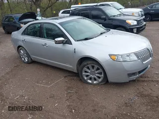 2011 Lincoln MKZ Hybrid with VIN 3LNDL2L32BR772184, listed as a IAAI auction lot 41925013 with 242,713 mi miles. Bid and sale history available at carsss.com. Image 1.