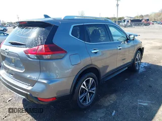 2019 Nissan Rogue SV with VIN JN8AT2MV2KW396353, listed as a IAAI auction lot 41936629 with 110,663 mi miles. Bid and sale history available at carsss.com. Image 4.