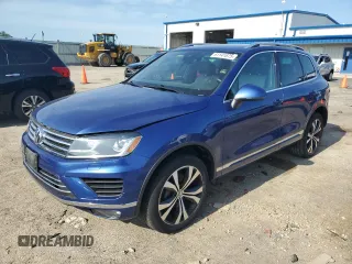 2017 Volkswagen Touareg Wolfsburg Edition with VIN WVGRF7BP6HD004031, listed as a Copart auction lot 61141675 with 128,553 mi miles and Clean title. Bid and sale history available at DreamBid. Image 1.