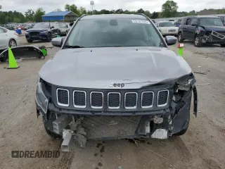 2019 Jeep Compass Latitude z VIN 3C4NJCBB1KT851572, wystawiony jako Copart lot #53131635 z przebiegiem 77 875 mil mil oraz Szkoda całkowita • Salvage title. Historia ofert i sprzedaży dostępna na DreamBid. Obrazek 5.