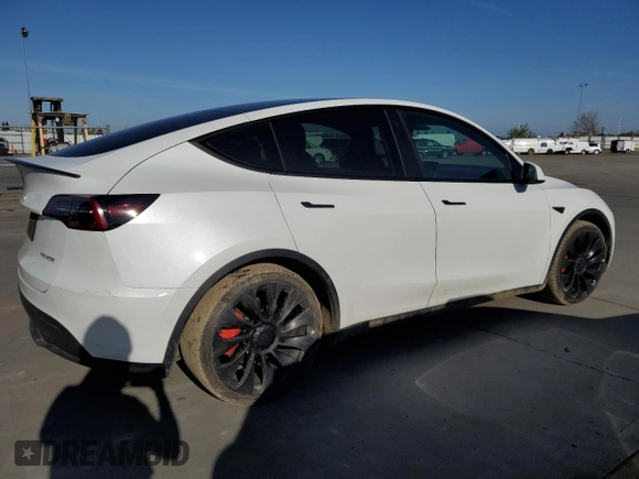 2022 Tesla Model Y Performance с VIN 7SAYGDEF4NF381656, выставлен на аукционе Copart как лот 48758954 с пробегом 18 335 миль миль и Списание • Salvage title. История ставок и продаж доступна на DreamBid. Изображение 3.